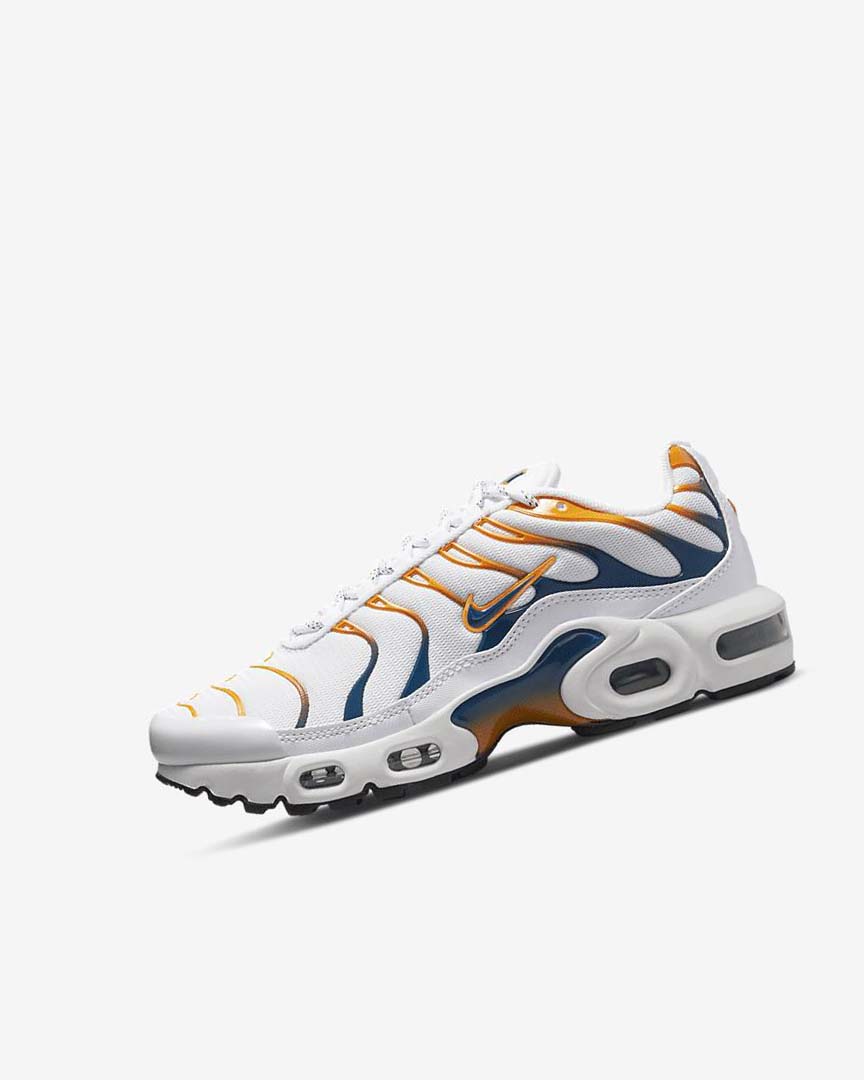 White / Black Girls\' Nike Air Max Plus Sneakers | UK5541