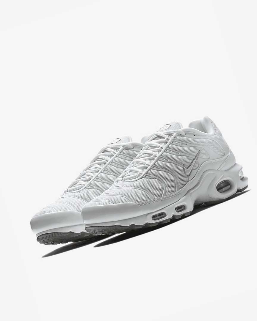 White / Black / Grey / White Men's Nike Air Max Plus Sneakers | UK2289