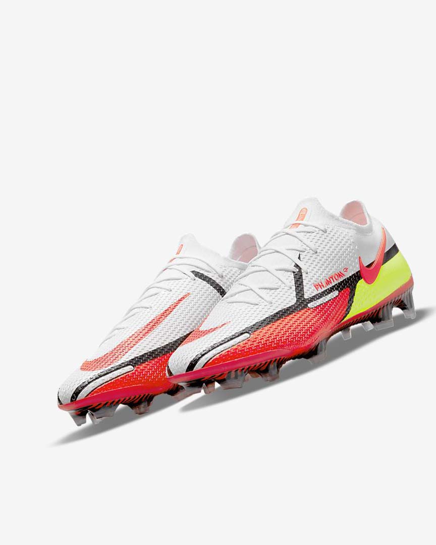 White / Black / Light Red Women's Nike Phantom GT2 Elite FG Football Boots | UK5220