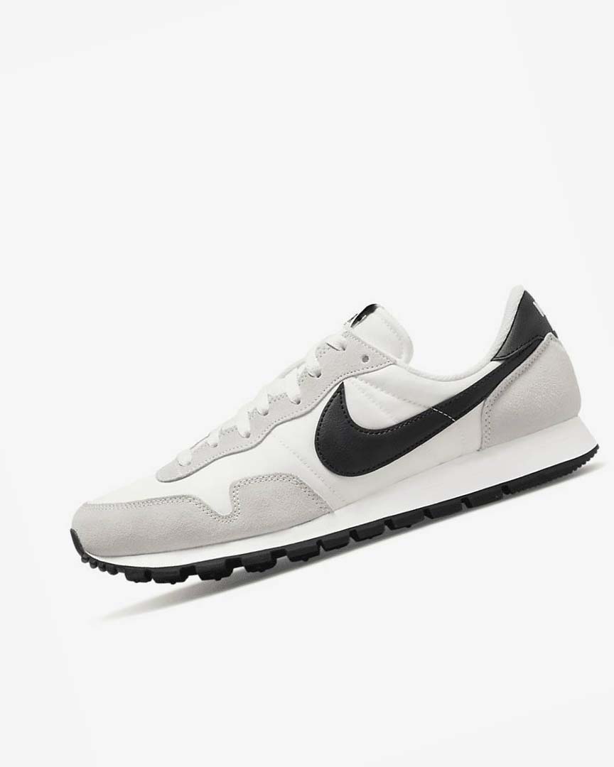 White / Black Men\'s Nike Air Pegasus 83 Sneakers | UK3202