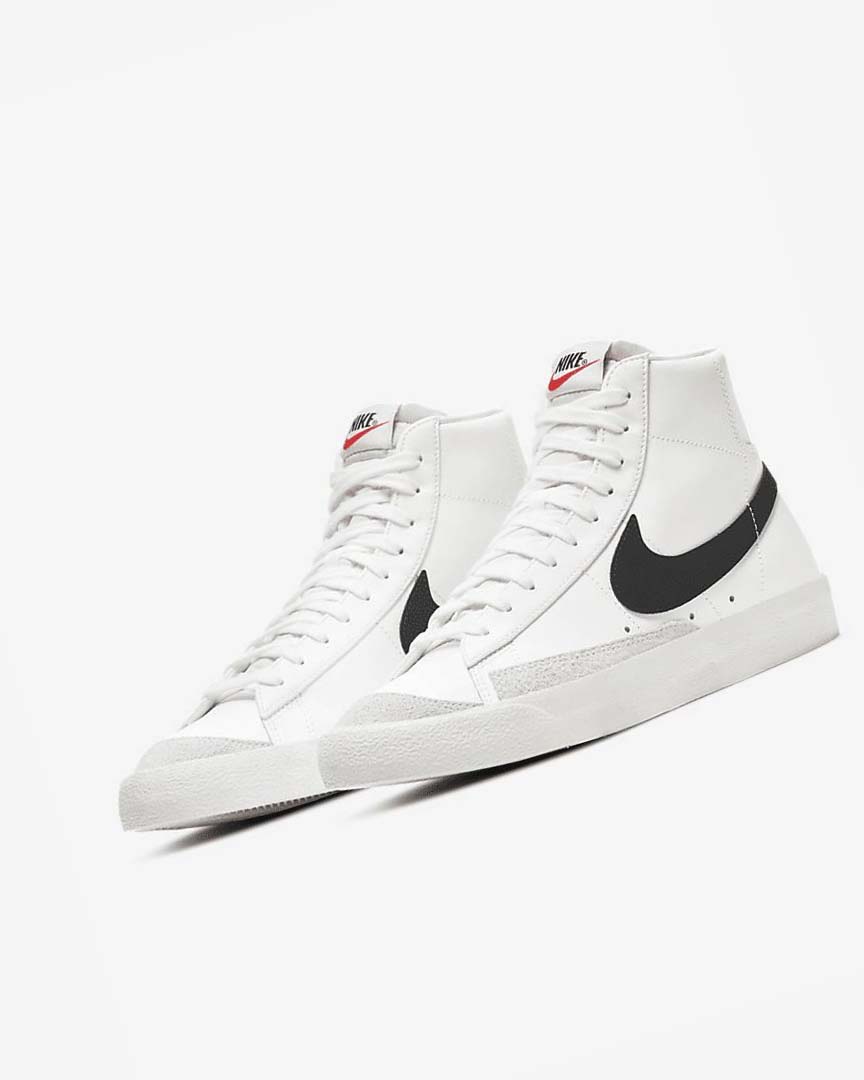 White / Black Men's Nike Blazer Mid '77 Vintage Sneakers | UK4761