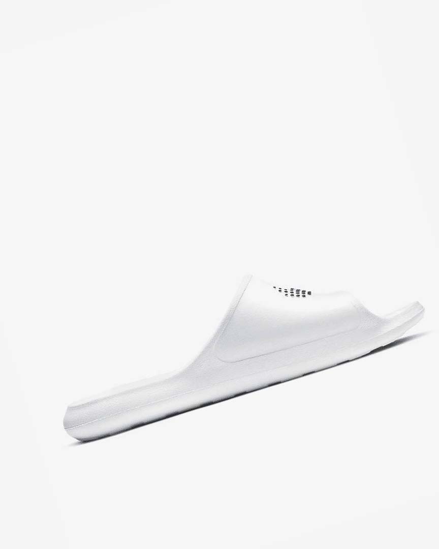 White / Black Men's Nike Victori One Slides | UK3043