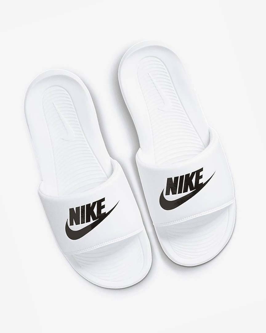 White / Black Men's Nike Victori One Slides | UK3247