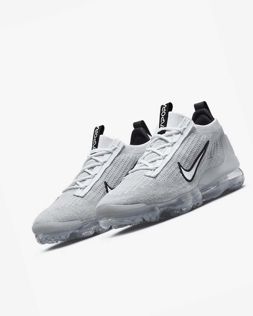 White / Black / Metal Silver / White Men's Nike Air VaporMax 2021 FK Sneakers | UK4939