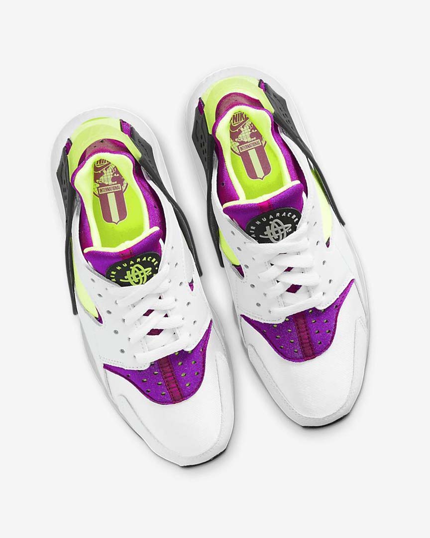 White / Black / Yellow Women's Nike Air Huarache Sneakers | UK2287