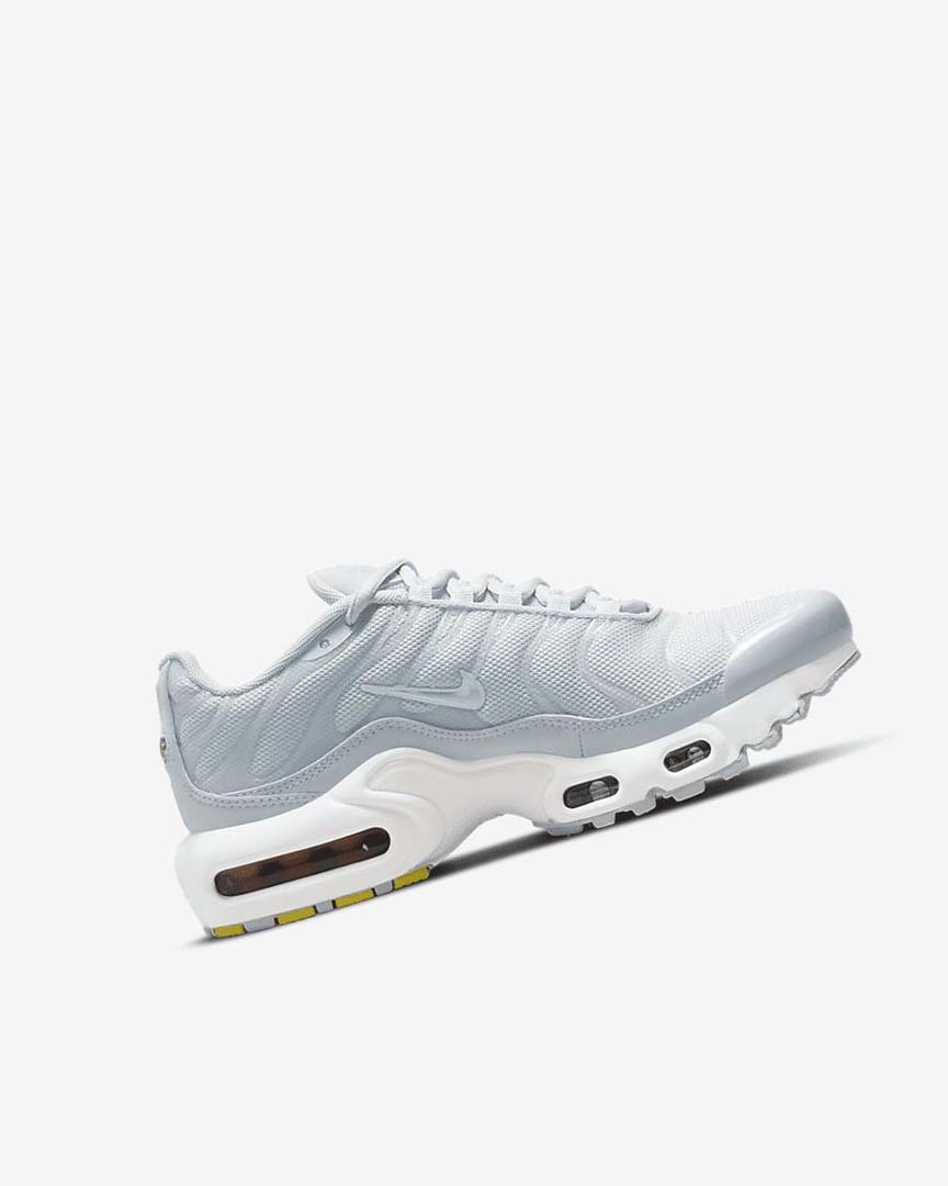 White Boys' Nike Air Max Plus Sneakers | UK5533