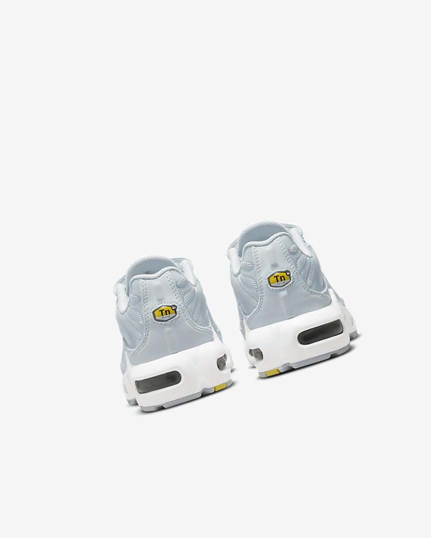 White Boys' Nike Air Max Plus Sneakers | UK5533