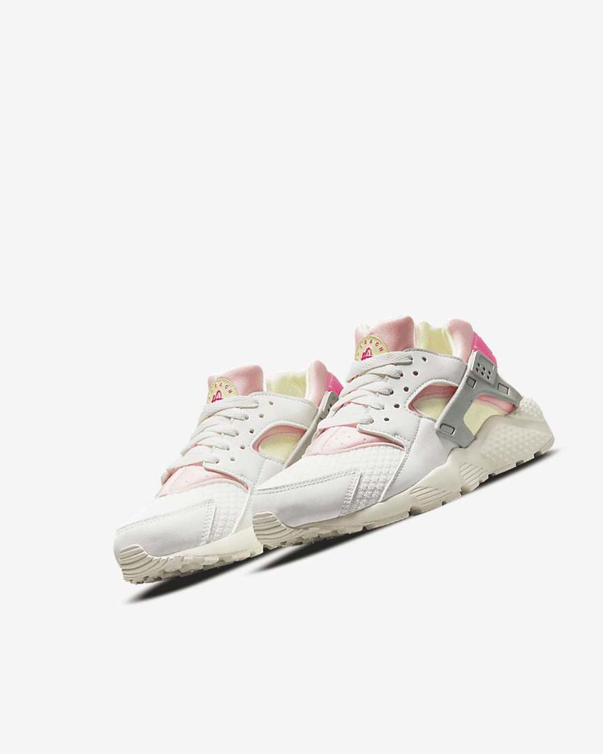 White Girls' Nike Huarache Run Shoes | UK2599