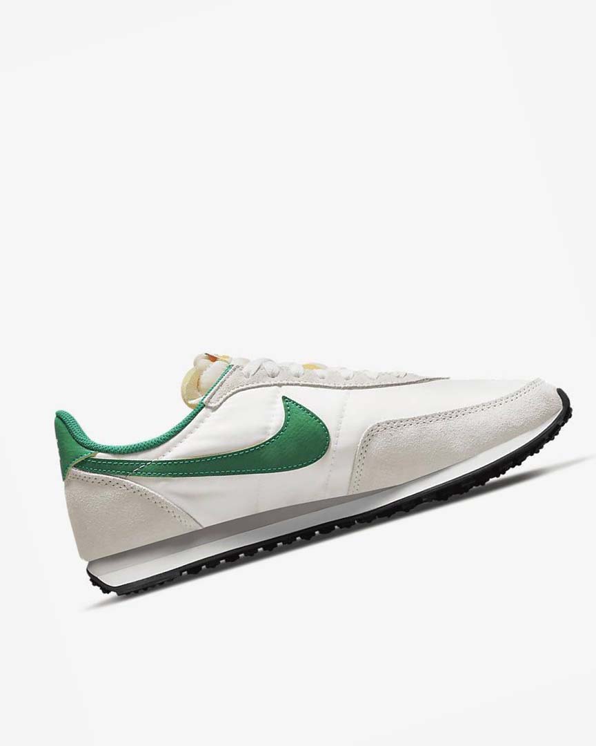 White / Green Men's Nike Waffle Trainer 2 Casual Shoes | UK2620