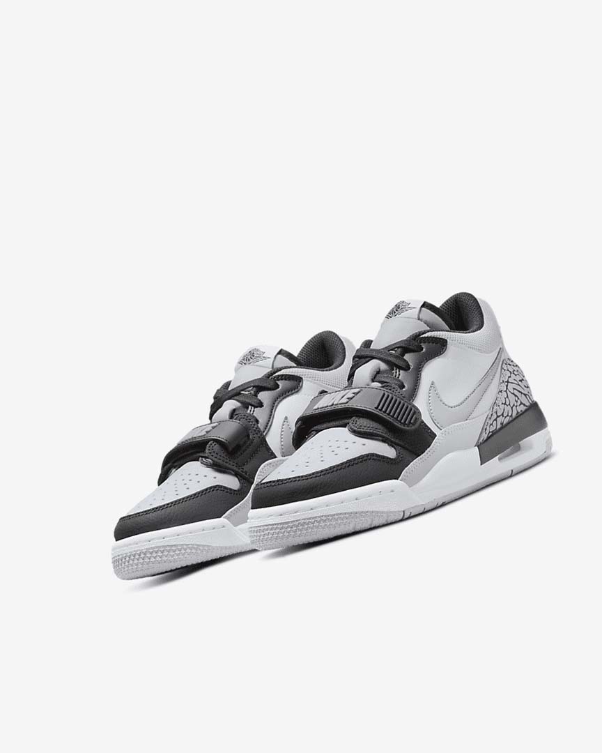 White / Grey / Black Boys' Nike Air Jordan Legacy 312 Low Basketball Shoes | UK5180