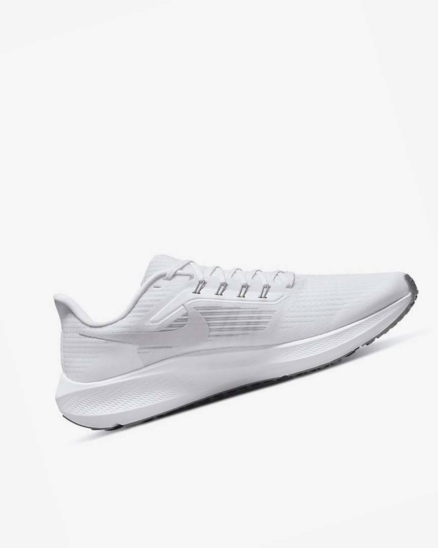 White / Grey / Grey / Grey Men's Nike Air Zoom Pegasus 39 Running Shoes | UK3041