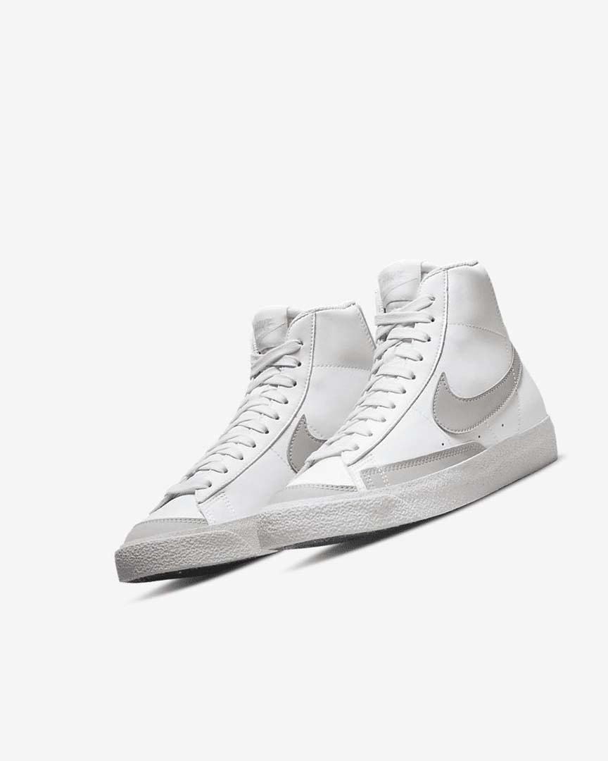 White / Light Beige Boys' Nike Blazer Mid '77 SE Sneakers | UK5592