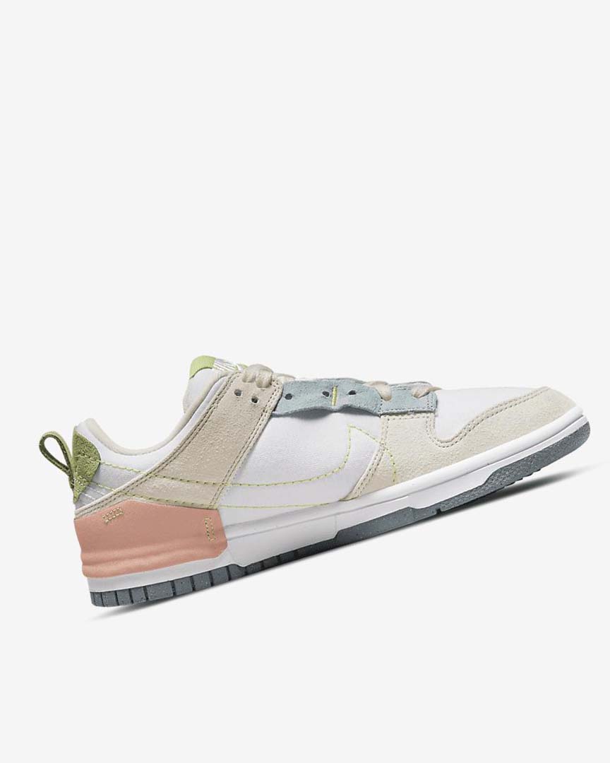 White / Light Women's Nike Dunk Disrupt 2 Sneakers | UK5170