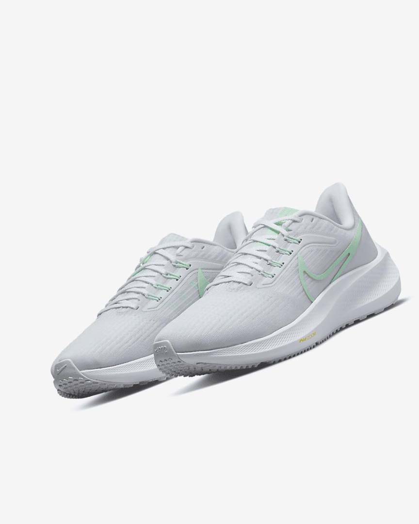 White / Platinum / Green / Mint Women's Nike Air Zoom Pegasus 39 Running Shoes | UK5262