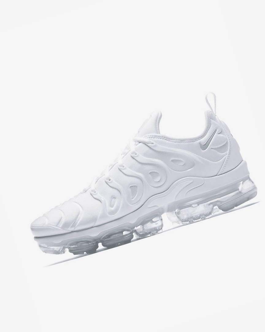 White / Platinum / White Men\'s Nike Air VaporMax Plus Sneakers | UK2652