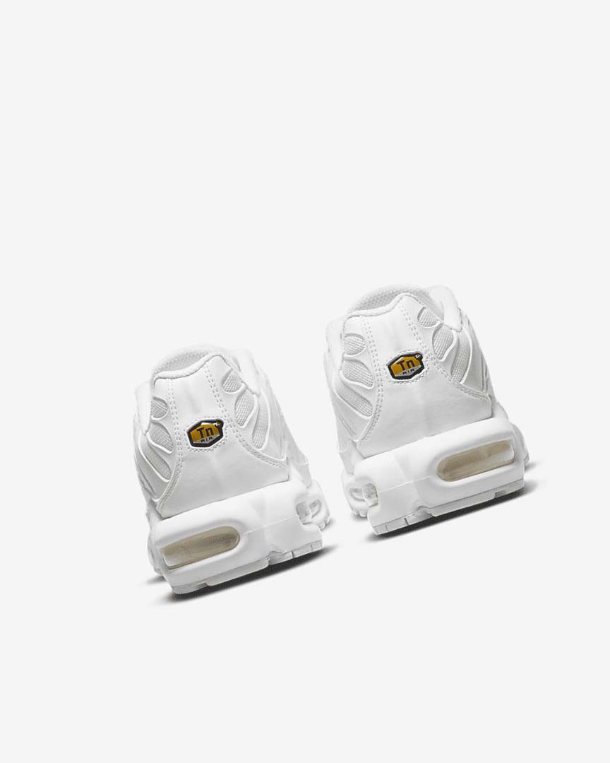 White / Platinum / White Women's Nike Air Max Plus Sneakers | UK2410