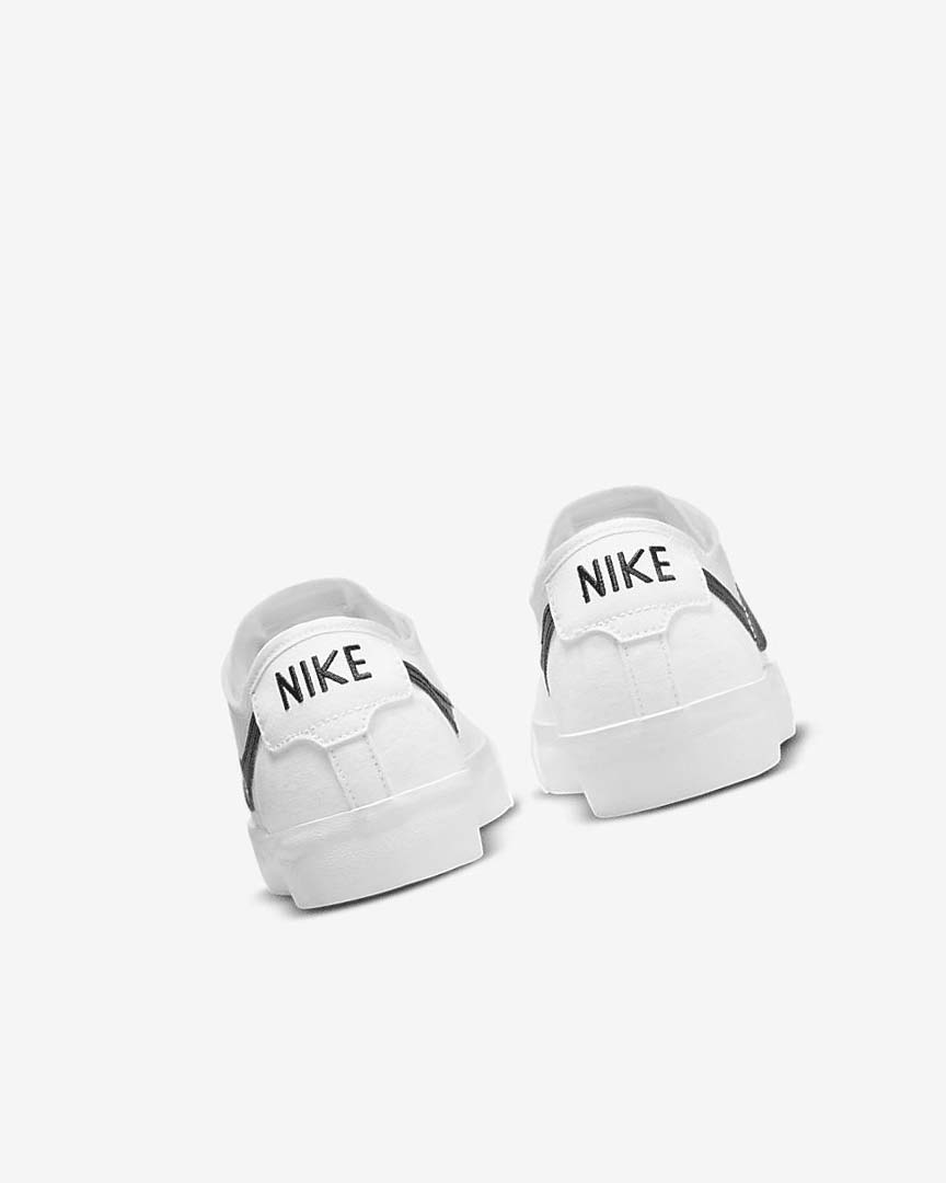 White / White / Black / Black Women's Nike SB BLZR Court Skate Shoes | UK5059