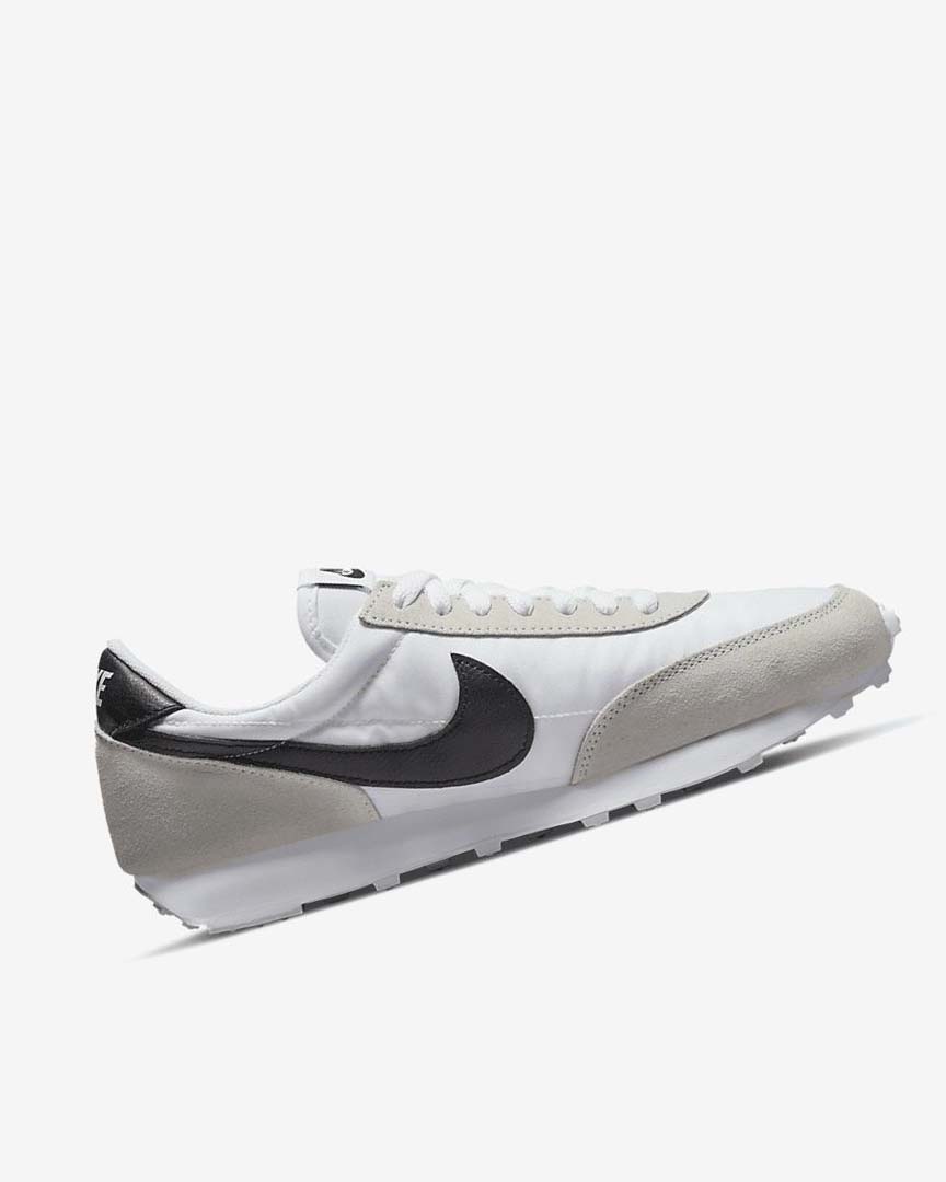 White / White / Black Women's Nike Daybreak Sneakers | UK5392