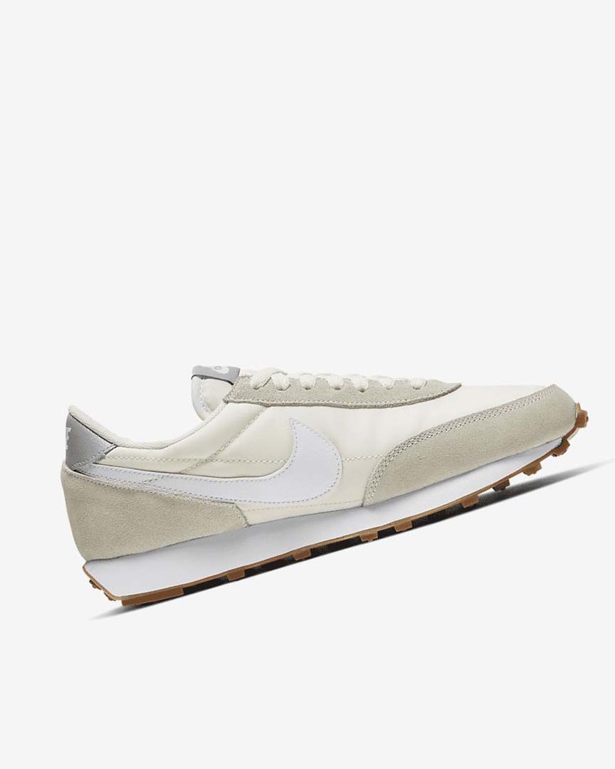 White / White / Light Grey / White Women's Nike Daybreak Sneakers | UK2951