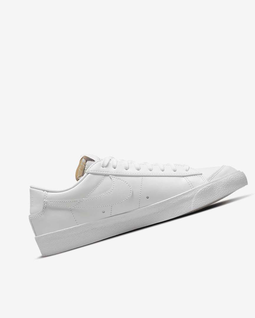 White / White / White / White Women's Nike Blazer Low '77 Sneakers | UK4759