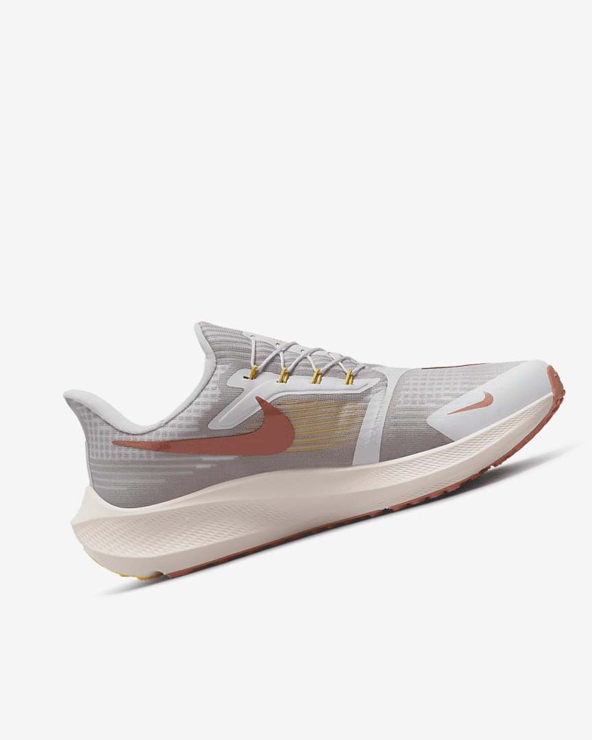 White Women's Nike Air Zoom Pegasus 39 FlyEase Running Shoes | UK2443