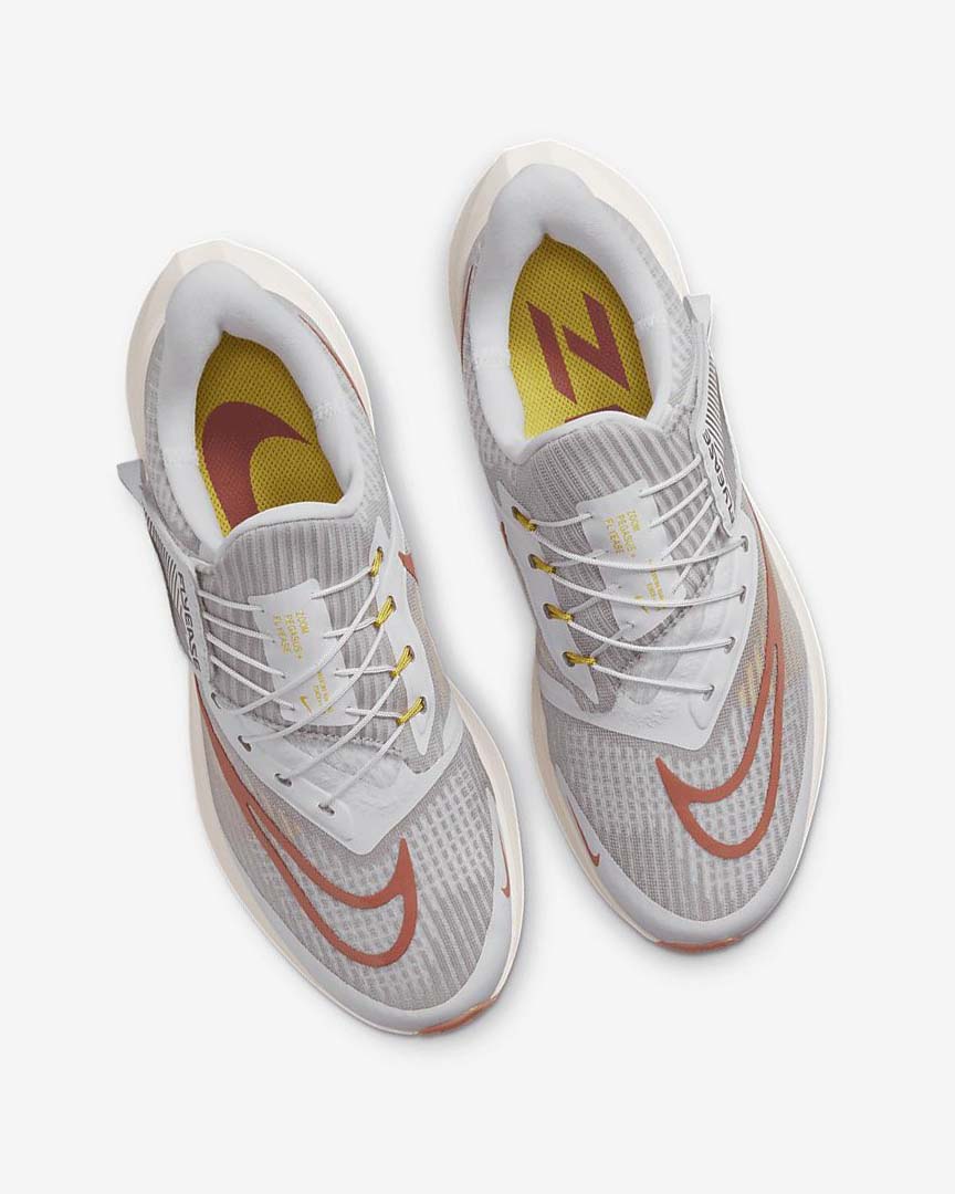 White Women's Nike Air Zoom Pegasus 39 FlyEase Running Shoes | UK2443