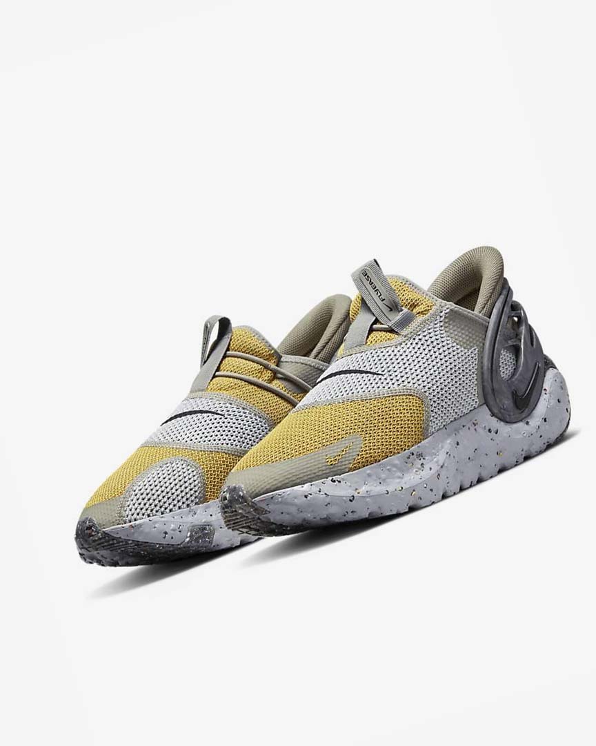 Yellow / Grey / Grey / Black Men's Nike Glide FlyEase Casual Shoes | UK4739